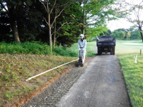 立野クラシックゴルフ倶楽部カート道路